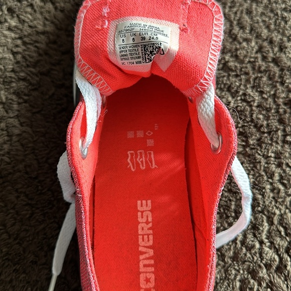 Converse - Picture 3 of 4